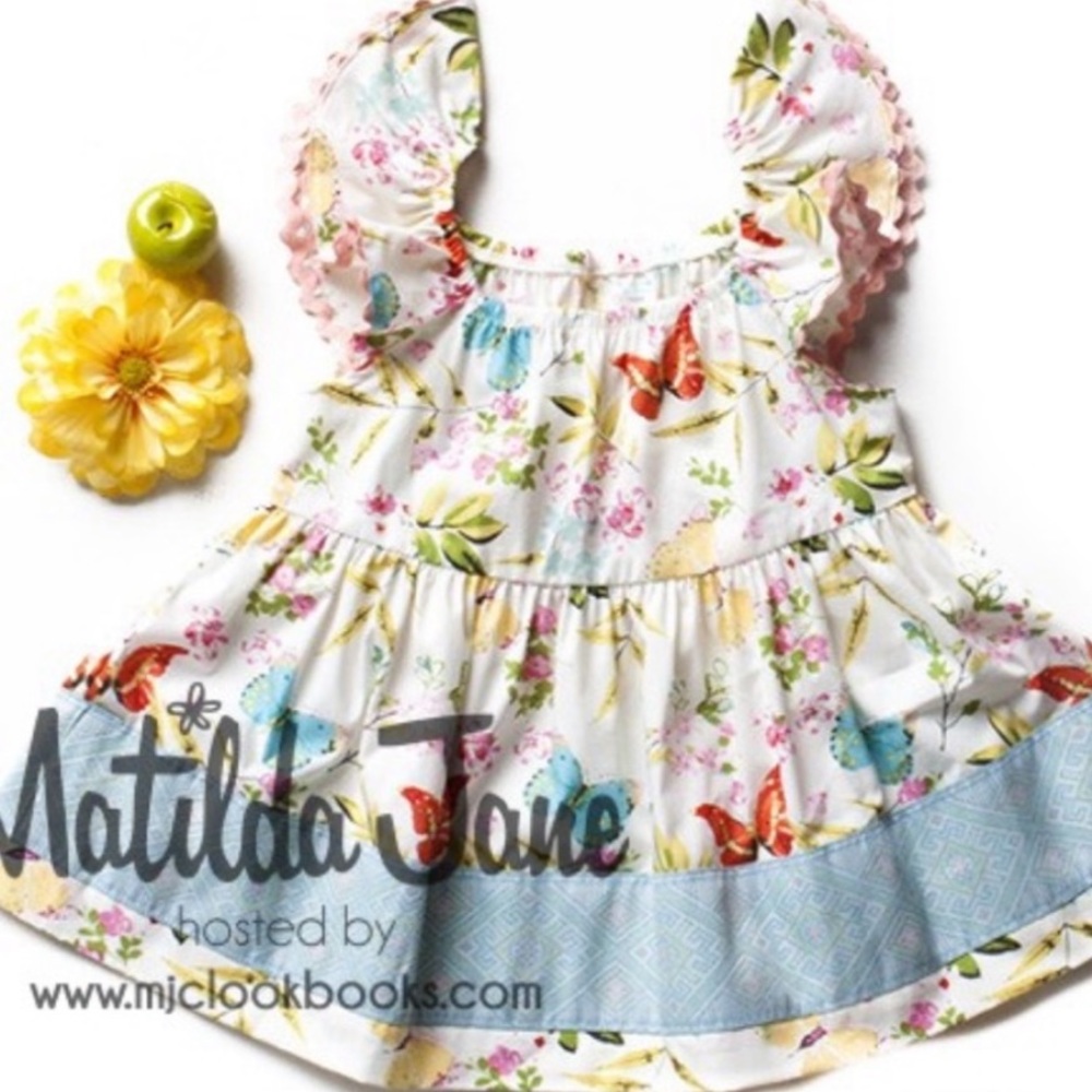 EUC Matilda Jane All a Flutter Top size 4